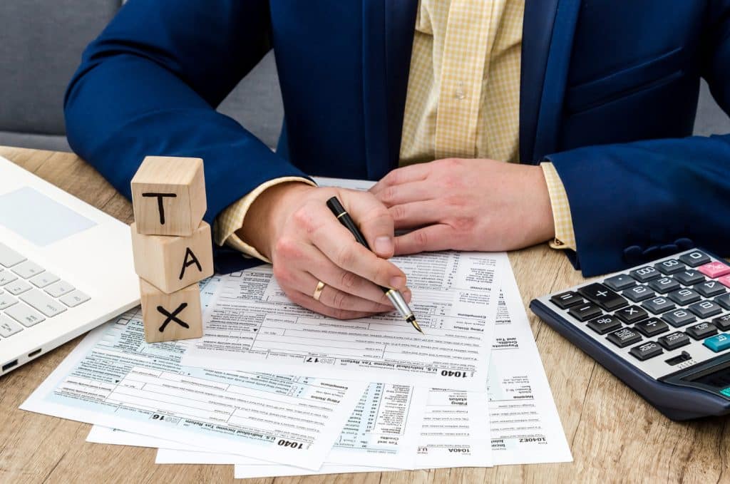 Federal tax breaks for companies providing comprehensive benefits